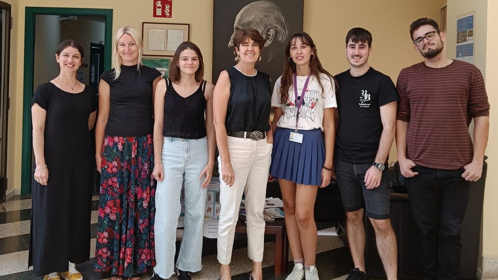 Members of the Aixa Morales group posing together