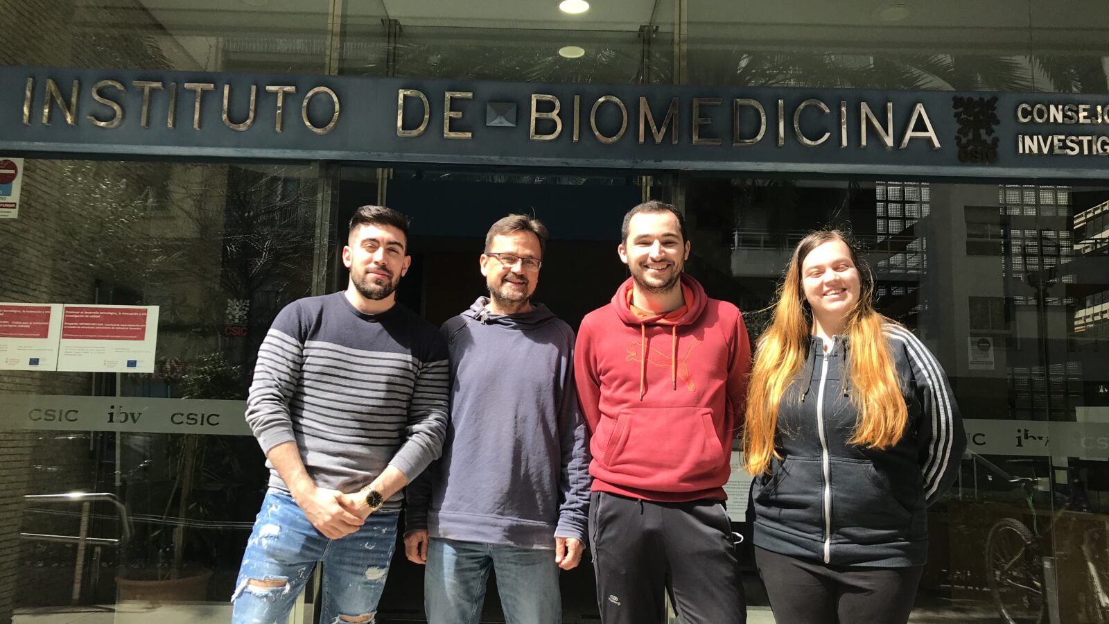 Members of the Markus Proft group posing together