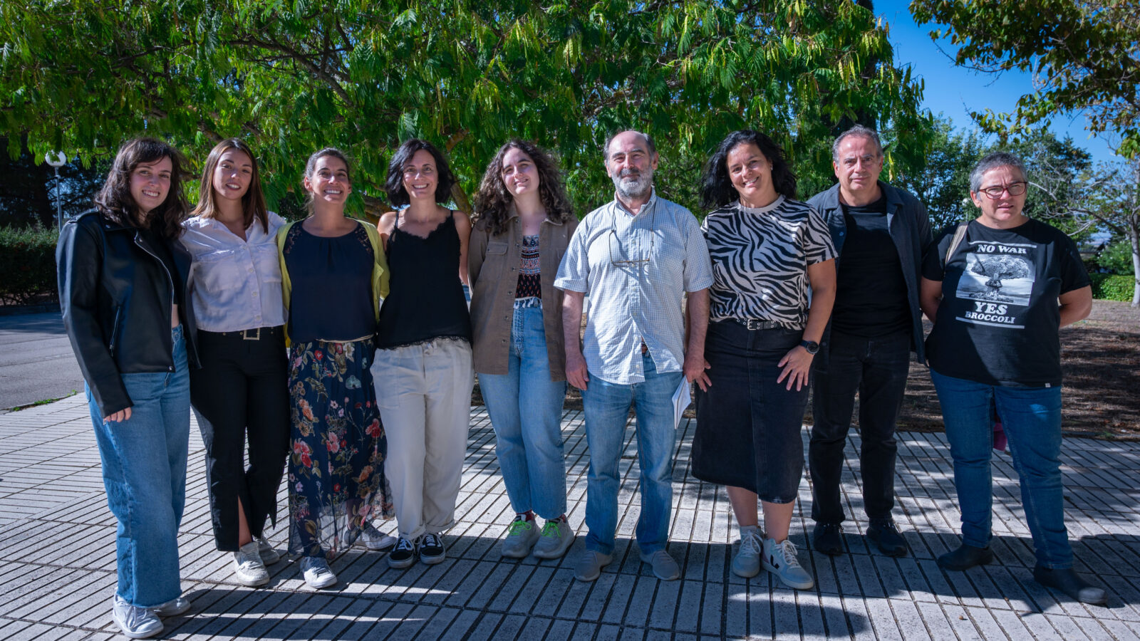 Members of the Natalia Fernandez-Borges group posing together